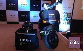 خدمة توصيل طلبات Uber Eats من المطاعم الى العملاء دليفري أوبر إتس