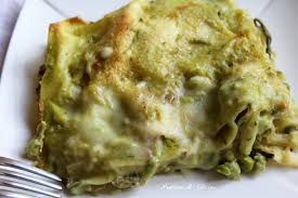 Sono molto semplici e il processo si velocizza se come me utilizzate le lasagne all'uovo secche che si vendono al supermercato che non necessitano di essere bollite ma basta ammorbidirle con la besciamella e metterle in forno per. Lasagne Asparagi E Piselli Ricetta Light Ricca Di Gusto