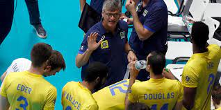 No em tempo você vê as últimas notícias de manaus, amazonas, brasil e do mundo. Renan Dal Zotto Tecnico Da Selecao Masculina De Volei E Extubado Em Hospital Do Rio Gzh