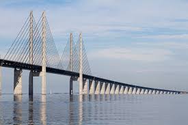Förbindelsen består av en 7,8 km lång brodel med tillfarter; Oresundsbron Pris Brobizz Overfart Och Info Swedish Nomad