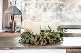 Moderne Adventsgestecke Basteln 20 Ideen Mit Naturmaterialien Table Decorations Diy Decor
