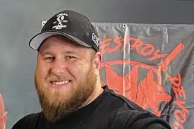 Who is Wesley Derwinsky and what is the bodybuilder's World's Strongest Man  record?