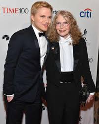 Farrow's sister dylan, who claims she was. Ronan Farrow Woody Allen Harvey Weinstein And Me Media The Guardian