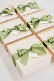 Wedding Welcome Gifts Wooden Gift Boxes Filled With Wine Treats And Weekend Itinerary Welcome G Wedding Welcome Gifts State Themed Gifts Wedding Gift Boxes