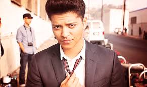 Just the way you are. Wow Ternyata 14 Selebriti Ini Memiliki Tinggi Di Bawah Rata Rata