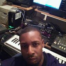 Gregory Dandridge (@g._beatzz)