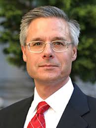 New British ambassador presents credentials to Latvian president