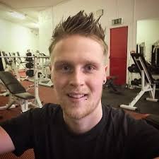 Adam Mee (@LadWhoGyms)