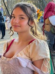 Carolina Renaissance Festival Costume Choices for Comfort