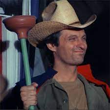 Try To Match These Hats To The Correct M A S H Characters 1970s Tv Shows S H Alan Alda Mash