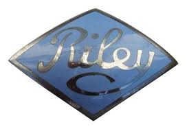 Pin On Cars Hood Ornaments Emblems