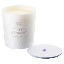 We take great pride in that privilege bestowed upon our online boutique by a bespoke crystal brand like baccarat. Crystal Garden Kerze Weiss Weisser Tee Swarovski Com