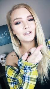 Allison Bode's Instagram, Twitter & Facebook