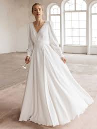 Das kleid sieht aus wie ein körper und zieht die plissee hochzeitskleid aus chiffon sorgt für eine fließende silhouette und ist die beste wahl für. Hochzeitskleider Brautkleider Brautmode Hochzeitsmode Milanoo Com