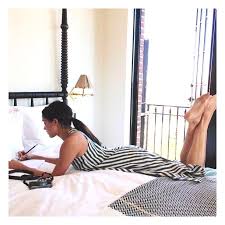 Meghan markle's deleted instagram posts she doesn't want you to see emily puckering. Meghan Markle Is The Hands Behind The Sussex Royal Instagram Captions