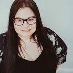 Iona Ivey's Instagram, Twitter & Facebook