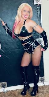 Raleigh Military Latex Dominatrix | Dickie virgin