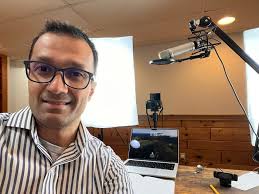 Make it happen. How to start your side hustle today.