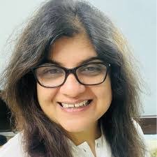 Tara Neal's Instagram, Twitter & Facebook