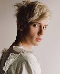 ella 🧚🏻‍♀️ fan account