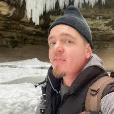 Wesley Erdman's Instagram, Twitter & Facebook