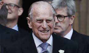 Duque de edimburgo abandona el hospital tras cirugía. El Duque De Edimburgo Cumple 98 Anos Como Lleva Su Retiro