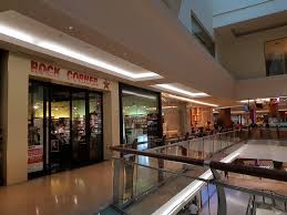 Frequently asked questions about subang parade shopping centre. After 28 Years Rock Corner Is Closing Down Its Last Outlet In The Gardens Mall On 2 Sept World Of Buzz