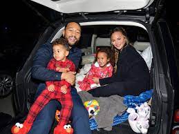 According to the 1940 census, johnson was the most common last name beginning with the letter 'j', followed by jones and jackson. Celebrity Baby Names Luna Crew Brooklyn Are Top Names In The Us