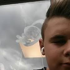 Stream Tom Haug music