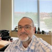 Scott Neave's Instagram, Twitter & Facebook