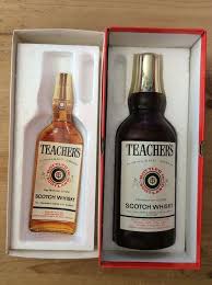 Vintage Teachers Whisky Transistor Radio Circa 1965 No Tax Transistor Radio Transistors Whisky
