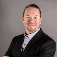 Ed Morelli's Instagram, Twitter & Facebook