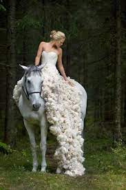 Dieser pinnwand folgen 143 nutzer auf pinterest. So Suss Ist Das Nicht Ein Geiles Bild Was Meint Ihr Tierbilder Whimsical Dress Wedding Dresses Bridal Couture