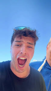 Angela Minini's Instagram, Twitter & Facebook