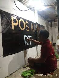 Jaga Malam Warga Rt 06 Perum Graha Indah Menerima Kunjungan Babinsa Dan Bhabinkamtibmas Krapyakrejo Graha Indah Rt 06 Malam