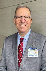 Lori Hunsinger's Instagram, Twitter & Facebook