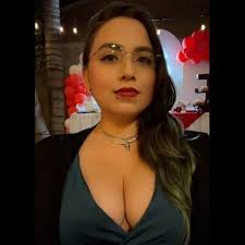 Daisy Benson (@daisybbenson) • Threads, exprésate más