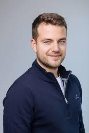 Češi se pro charitu nadchnou, pak nadšení opadne. Darují více dětem, říká  šéf Donia