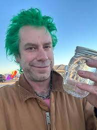 That dam moonshine was something serious yesterday 😵😵😵