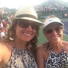 Deanna Oster's Instagram, Twitter & Facebook