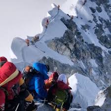 It may say that green boots are the most famous dead body ever left on the mount everest. Dead Bodies Remain On Mount Everest Because It S Dangerous To Get Them Business Insider