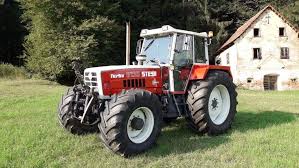 Zu erst einmal möchte ich mich bei den 150 abonenten bedanken :d zu sehen ist ein steyr 8130 mit einem humer tieflader. 28 Steyr Ideas In 2021 Steyr Tractors Used Farm Tractors