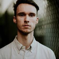 Jackie Osman's Instagram, Twitter & Facebook