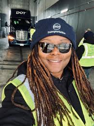 Out the truxk and out the trxck!!! 🎆🎊 Happy New Year and much respect to  my drivers still