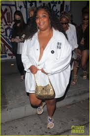 The event will take place three months. Lizzo Rocks A Button Down While Out To Dinner With Friends In West Hollywood Photo 4564542 Lizzo Pictures Just Jared