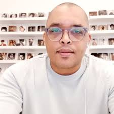 90s SIMPLICITY ❤️‍🔥 ASOS.com 📸 by me (insta: @weller.img) Styling: Megan  Hogan Producer: Polly Dayton MUA: Latisha Samuel Hair: Zowie Bromell  Retouch: Ben Nankivell MODELS: Madison Stepec