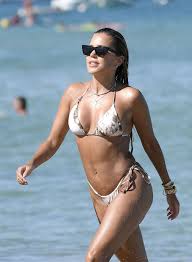 Sylvie meis at a heart for children's gala 12/05/2020. Sylvie Meis In A Bikini On The Beach In Saint Tropez 08 11 2020 Celebmafia