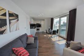 Celebrating it's eighteenth year on salford quays, lime bar is a vibrant all day dining and drinking venue situated in the heart of salford quays, just a stone's throw from the lowry theatre. The Heart Apartments Salford Quays In Manchester Uk Lets Book Hotel