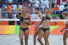 Chantal laboureur (li) julia sude (re) bild: Beachvolleyballerinnen Noch Ein Sieg Bis Zur Medaille Sportmeldungen Stuttgarter Zeitung