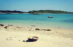 From fossils and dinosaur footprints to ancient coins and jewellery, every beach has a fascinating story to tell and treasures to be found. Best Beaches In England 2021 Discover Surfing In Cornwall And More